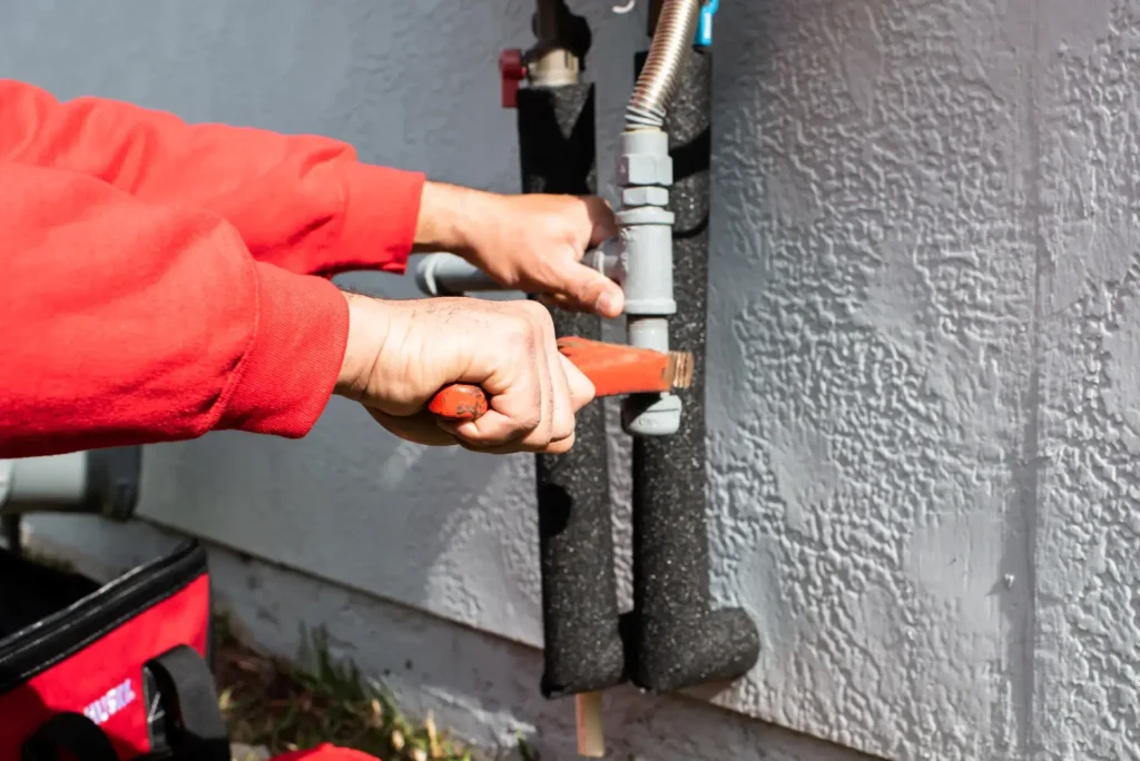 kingdombasedplumbing-plumber-gas-line-instant-hot-water-heater